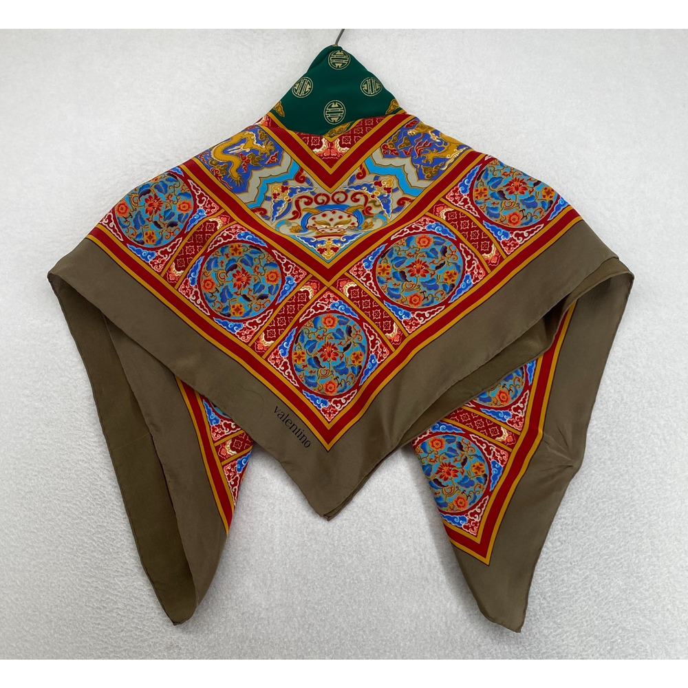 VALENTINO Scarf Silk Hand Rolled Persian Bandana Square Red Gold 31" x 33" VTG - Picture 2 of 12
